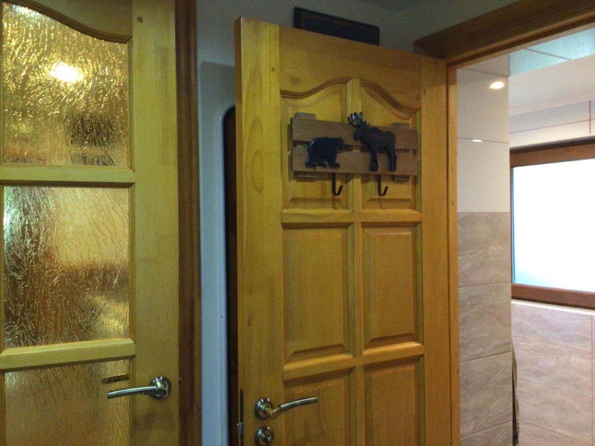 Flat Apartment ยาเรมชา ภายนอก รูปภาพ
